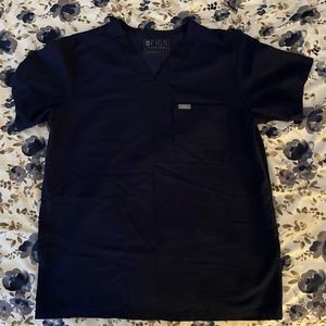 Brand new Figs scrubs set size small